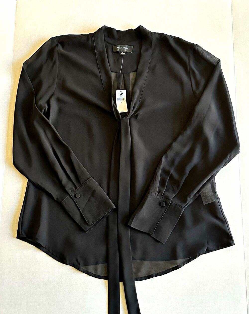 Banana Republic Women’s Black Solid Chiffon Tie-Neck V-Neck Blouse Size S NWT